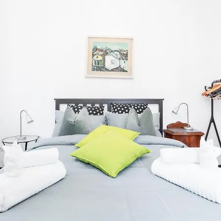Garden House 아파트 *